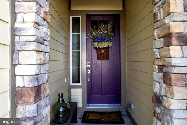 Property Slideshow image 3 of 52 | 114 turnstone ln, Lake Frederick, VA, 22630