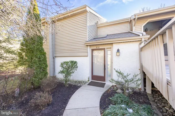 Property Slideshow image 2 of 28 | 851 jefferson way # 851, West Chester, PA, 19380