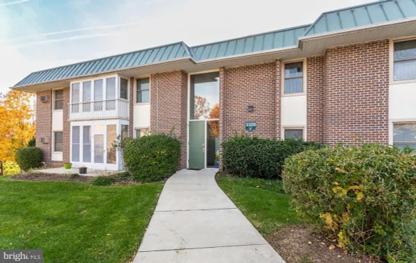 Property Slideshow image 2 of 38 | 3320 chiswick ct 61-1d, Silver Spring, MD, 20906