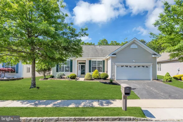 Property Slideshow image 2 of 31 | 15 lily pond ln, Barnegat, NJ, 08005