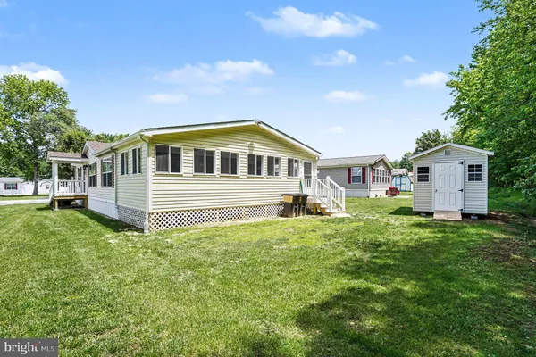 Property Slideshow image 2 of 34 | 226 woods way, Elkton, MD, 21921