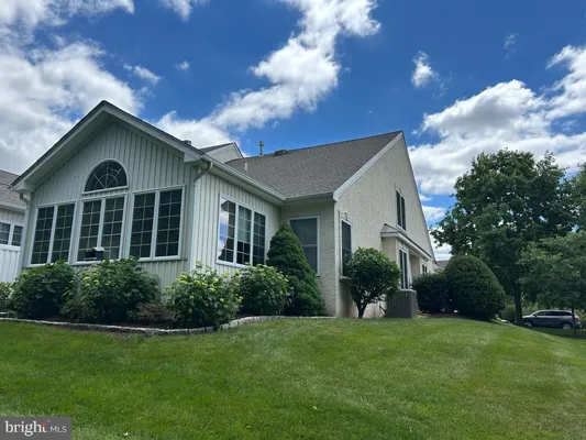Property Slideshow image 2 of 13 | 377 brittany ct, Souderton, PA, 18964