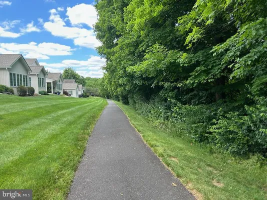 Property Slideshow image 3 of 13 | 377 brittany ct, Souderton, PA, 18964