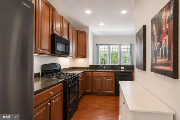 Property Slideshow image 3 of 21 | 10633 nathaniel way, New Market, MD, 21774