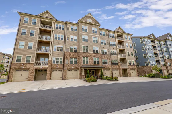 Property Slideshow image 2 of 46 | 3510 starlight st 402, Frederick, MD, 21704