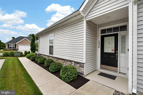 Property Slideshow image 3 of 37 | 1426 whispering woods rd, Middletown, DE, 19709