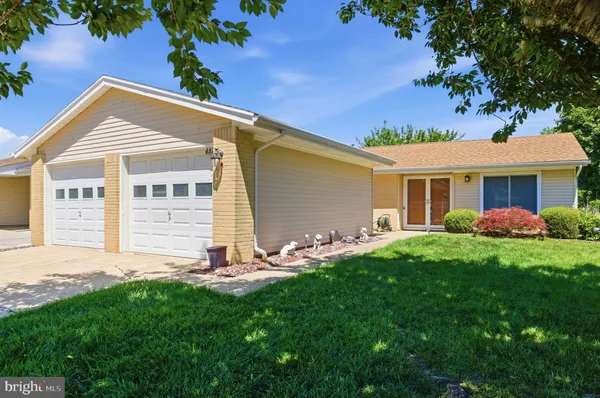 Property Slideshow image 3 of 28 | 491 delair rd b, Monroe Township, NJ, 08831