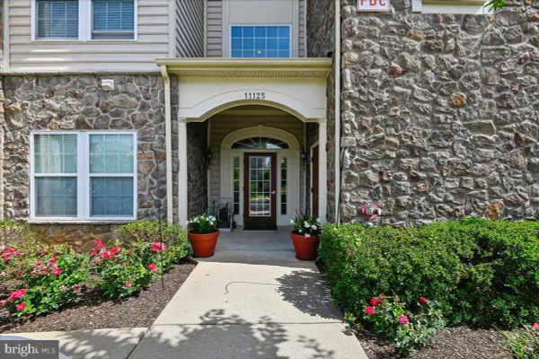 Property Slideshow image 2 of 38 | 11125 chambers ct d, Woodstock, MD, 21163