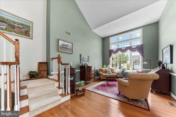 Property Slideshow image 3 of 56 | 29 thayer way, Phoenixville, PA, 19460