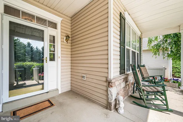 Property Slideshow image 3 of 51 | 1368 troon ln, West Chester, PA, 19380