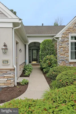 Property Slideshow image 3 of 54 | 1061 alden way, Lebanon, PA, 17042