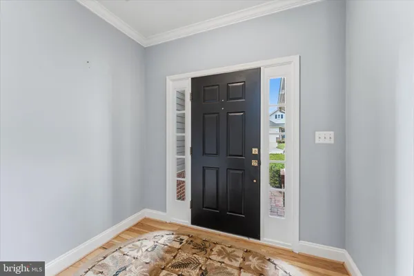Property Slideshow image 3 of 35 | 6817 derby run way, Gainesville, VA, 20155