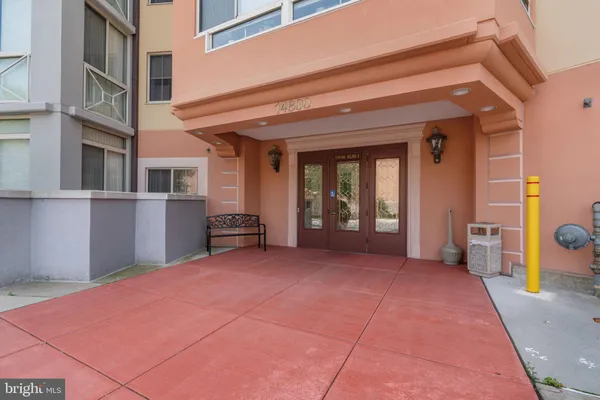 Property Slideshow image 3 of 30 | 14800 pennfield cir 202, Silver Spring, MD, 20906