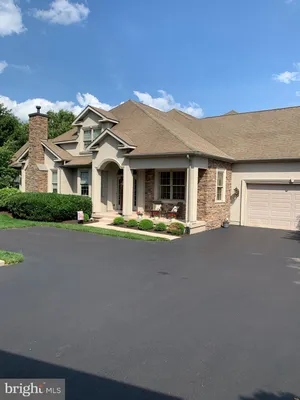 Property Slideshow image 3 of 9 | 265 country club dr, Telford, PA, 18969