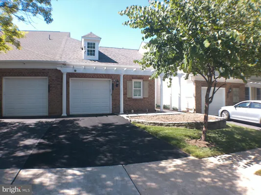 Property Slideshow image 3 of 28 | 44398 maltese falcon sq, Ashburn, VA, 20147