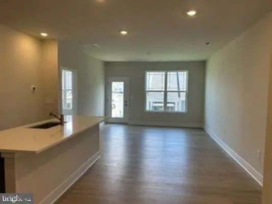 Property Slideshow image 2 of 13 | 10592 great basin pl, White Plains, MD, 20695