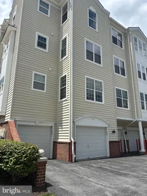 Property Slideshow image 2 of 2 | 7315 maplecrest rd 104, Elkridge, MD, 21075