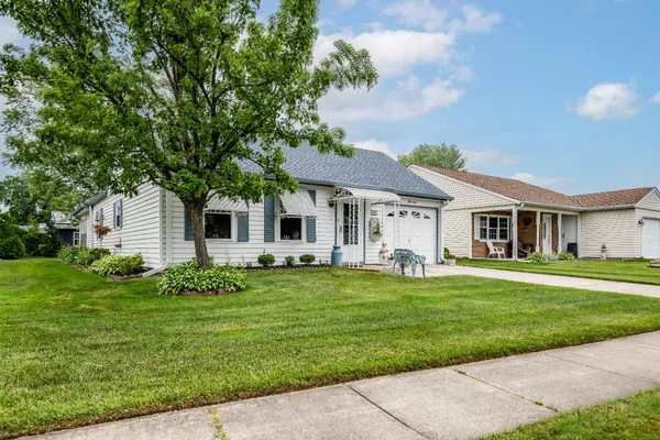 Property Slideshow image 2 of 29 | 58 marlborough dr, Southampton, NJ, 08088
