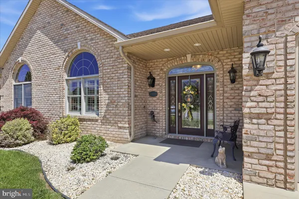 Property Slideshow image 2 of 65 | 19404 amethyst dr v59, Hagerstown, MD, 21742