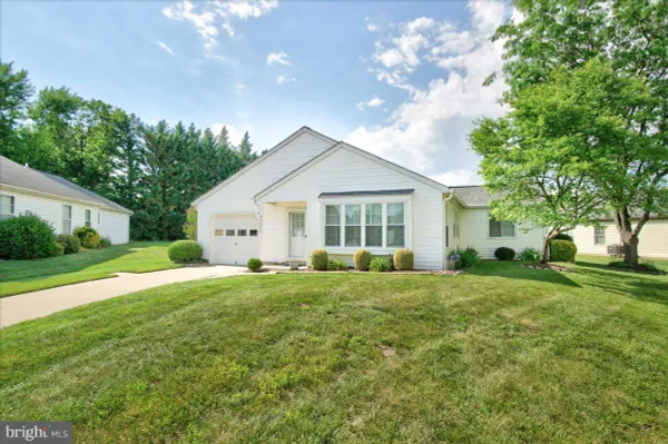 Property Slideshow image 2 of 95 | 6864 snowberry ct, Frederick, MD, 21703