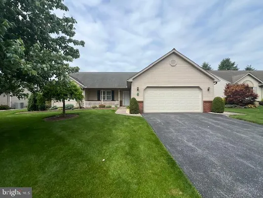Property Slideshow image 3 of 29 | 63 arbor dr, Myerstown, PA, 17067