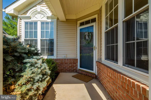 Property Slideshow image 2 of 50 | 13465 victory gallop way, Gainesville, VA, 20155