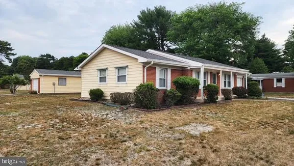 Property Slideshow image 3 of 16 | 5 monmouth ln, Manchester Township, NJ, 08759