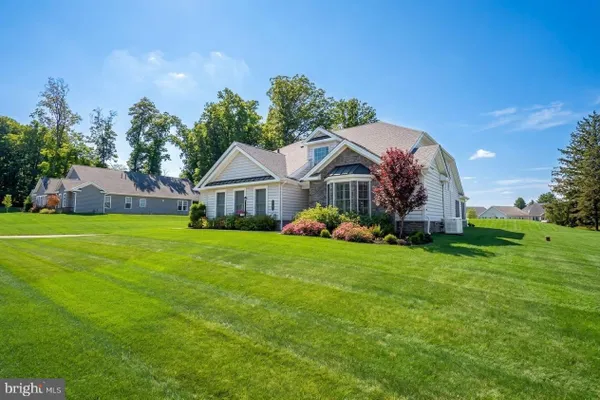 Property Slideshow image 2 of 42 | 7733 valor dr, Coopersburg, PA, 18036