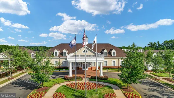 Property Slideshow image 3 of 11 | 5217 addlerfield way, Haymarket, VA, 20169