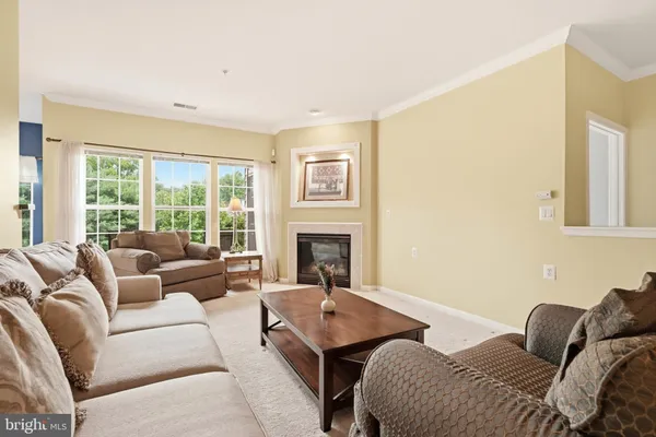Property Slideshow image 3 of 30 | 8245 stone crop dr b, Ellicott City, MD, 21043