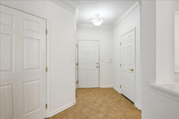 Property Slideshow image 2 of 29 | 1011 samantha ln 302, Odenton, MD, 21113