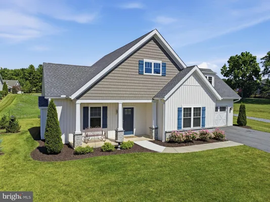 Property Slideshow image 3 of 36 | 6099 hot springs ct, Fayetteville, PA, 17222
