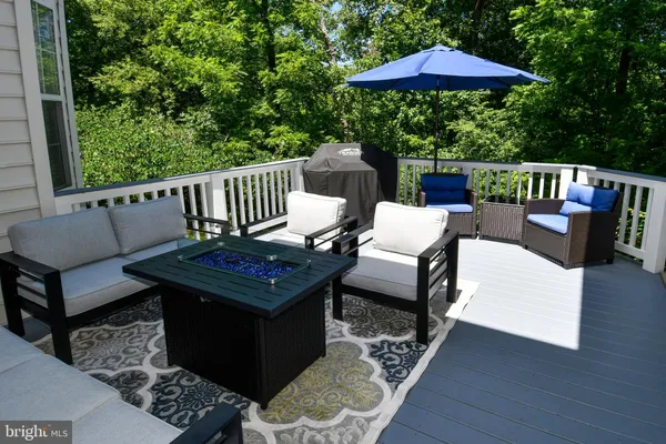 Property Slideshow image 2 of 12 | 12036 rutherglen pl, Bristow, VA, 20136