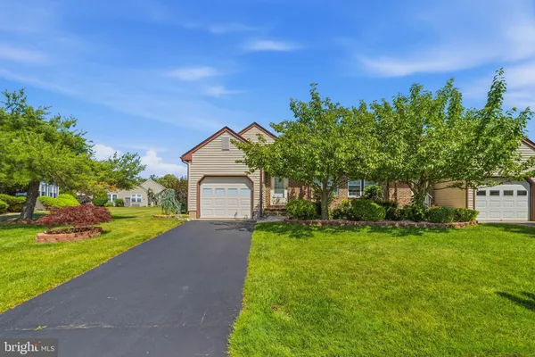 Property Slideshow image 2 of 27 | 11b john hancock dr, Monroe Township, NJ, 08831