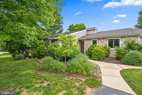 Property Slideshow image 2 of 76 | 602 franklin way 602, West Chester, PA, 19380