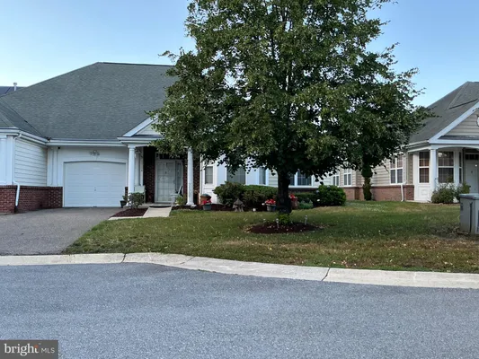 Property Slideshow image 3 of 9 | 13004 crocker pl, Upper Marlboro, MD, 20774