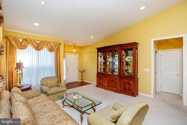 Property Slideshow image 2 of 51 | 23 fairway dr 23, Warminster, PA, 18974