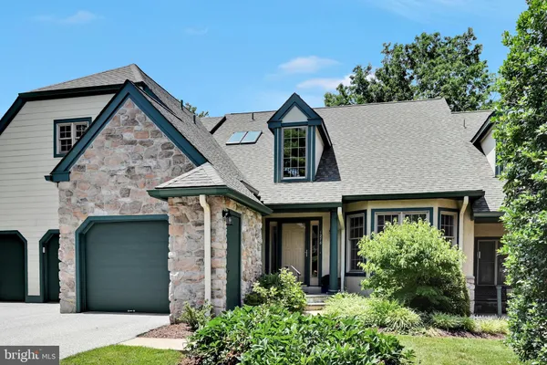 Property Slideshow image 3 of 42 | 1278 robynwood ln 1278, West Chester, PA, 19380