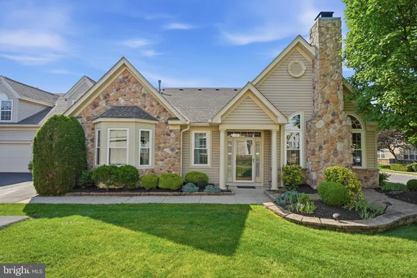 Property Slideshow image 2 of 30 | 629 bellflower rd, Langhorne, PA, 19047