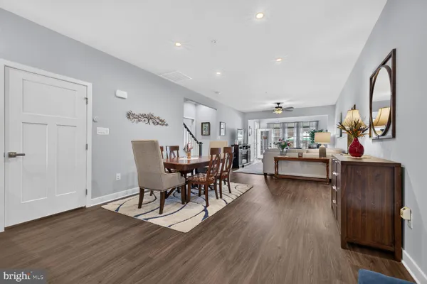 Property Slideshow image 2 of 31 | 5307 crape myrtle dr, Frederick, MD, 21703