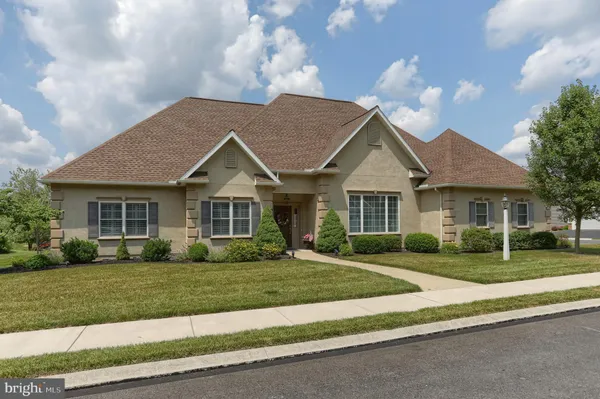 Property Slideshow image 2 of 44 | 1012 brandywine dr, Lebanon, PA, 17042