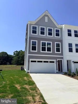 Property Slideshow image 2 of 30 | 7732 harlow cir, Spotsylvania, VA, 22551