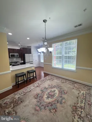 Property Slideshow image 3 of 6 | 7055 heritage hunt dr 111, Gainesville, VA, 20155