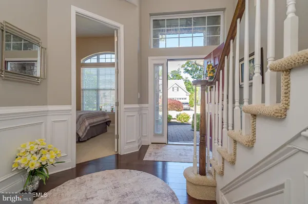 Property Slideshow image 3 of 49 | 5 tree line dr, Freehold, NJ, 07728