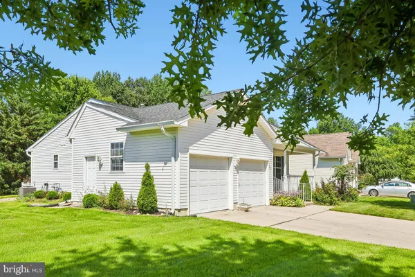 Property Slideshow image 2 of 43 | 779 chickory trl, Mullica Hill, NJ, 08062