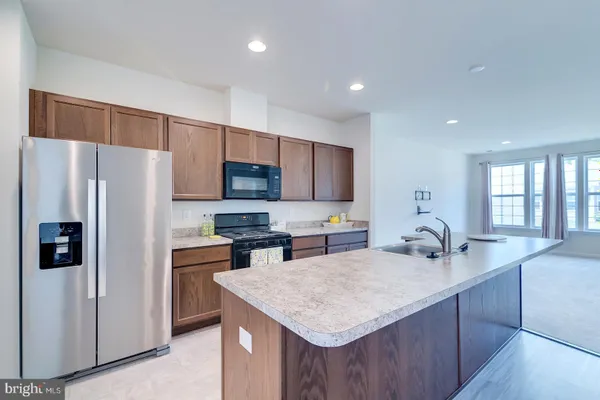 Property Slideshow image 2 of 36 | 1428 whispering woods rd, Middletown, DE, 19709
