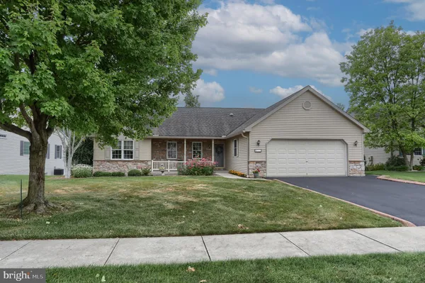Property Slideshow image 3 of 103 | 115 arbor dr, Myerstown, PA, 17067