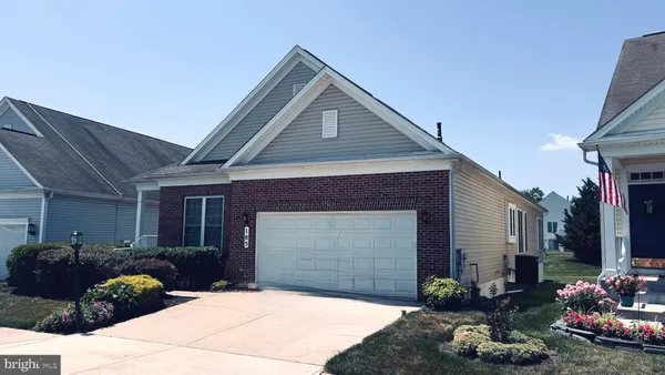 Property Slideshow image 3 of 6 | 105 butterfly dr 104, Taneytown, MD, 21787