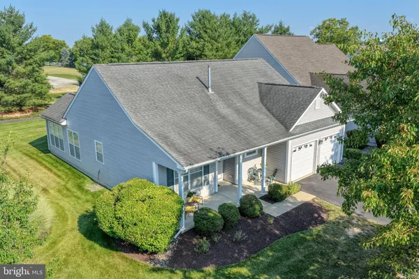 Property Slideshow image 2 of 35 | 25 springmill dr, Middletown, DE, 19709
