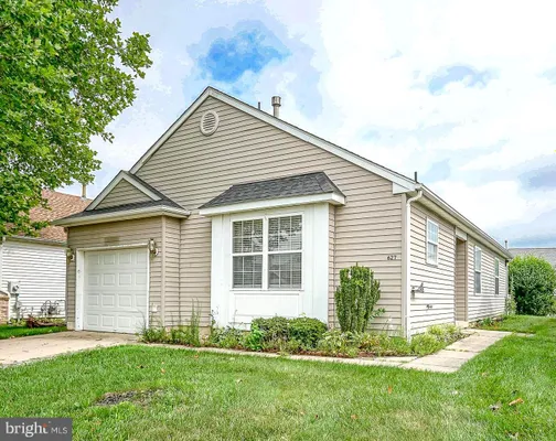 Property Slideshow image 2 of 31 | 627 barbados dr, Williamstown, NJ, 08094